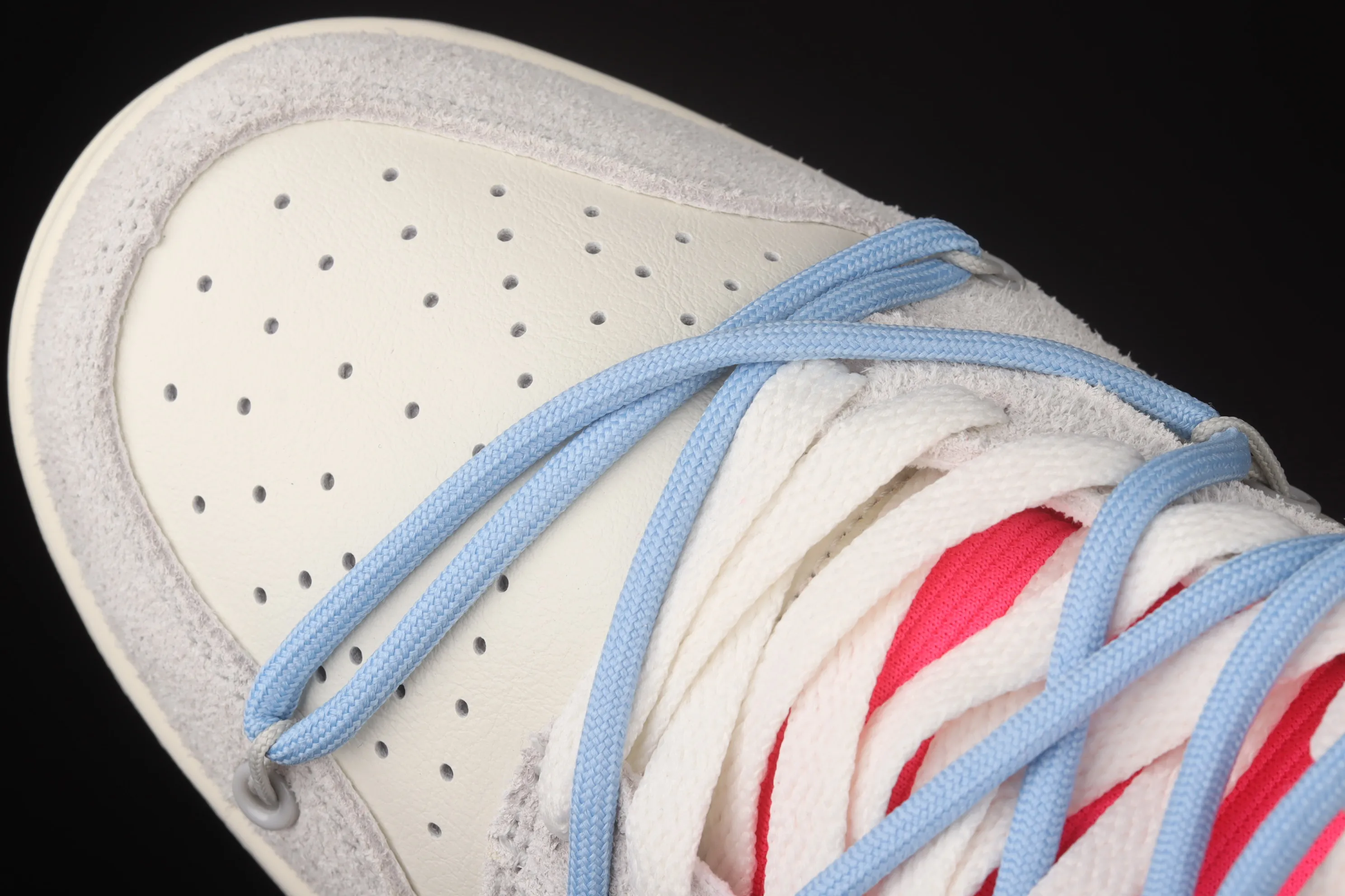 All Categories Nk SB Dunk Series Nk SB Dunk Low low-top sneakers OF x Nk Dunk Low "12 of 50" OW suede SB smashed backboard fashion casual sneakers DJ0950-113